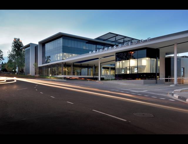 7,000M² OFFICE TO LET IN BRYANSTON